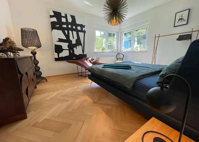 Schoenste Location In *